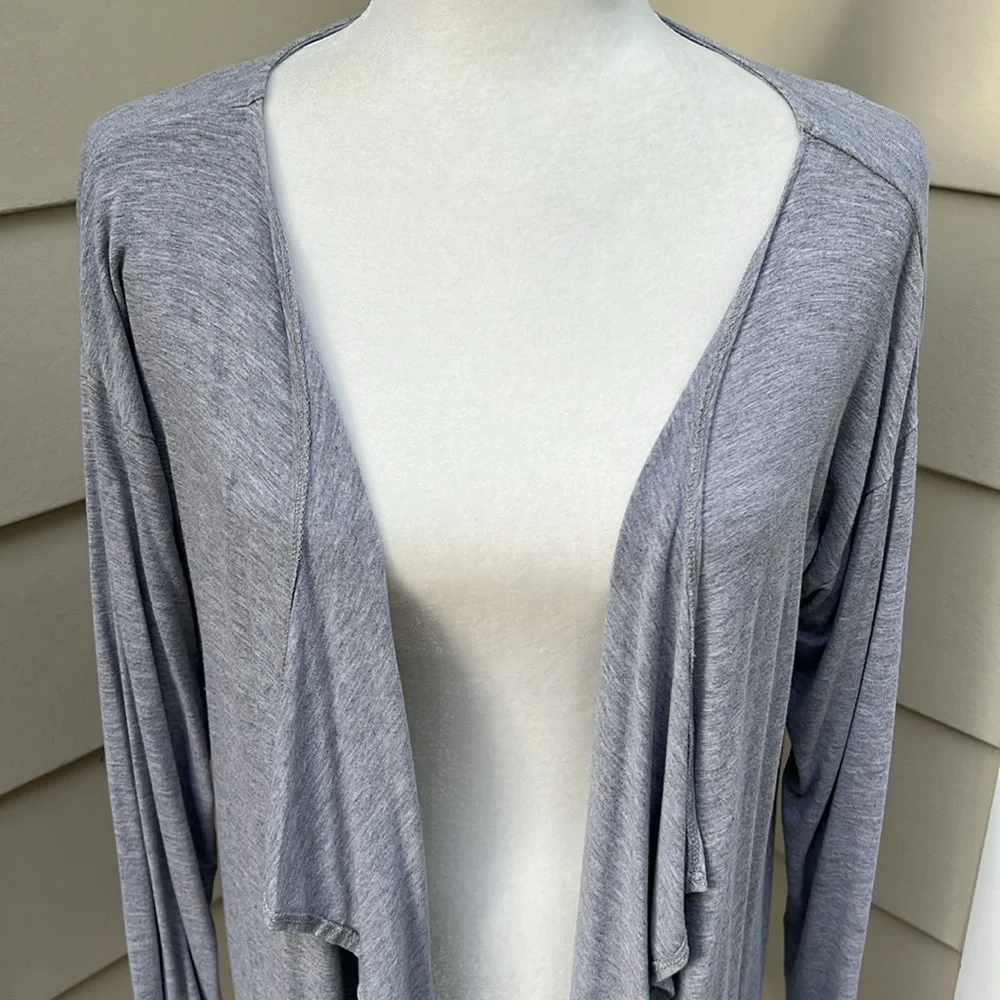 Vince Camuto Draped Waterfall Cardigan Light Gray Open Front  Minimalist Capsule